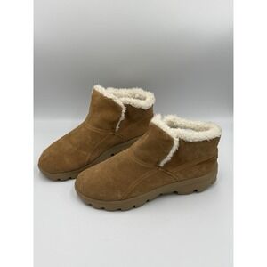 Skechers Women's On the GO Bundle Up Chestnut Suede Faux Fur Ankle Boots Size 9